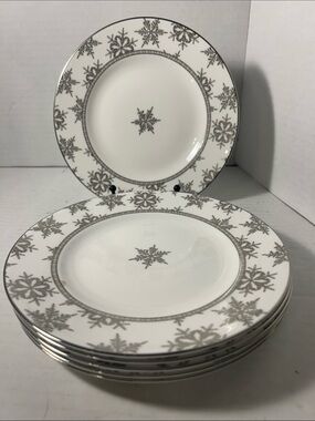 Winter Snowflake Pattern White salad Plates - Set of 6 New With Tags